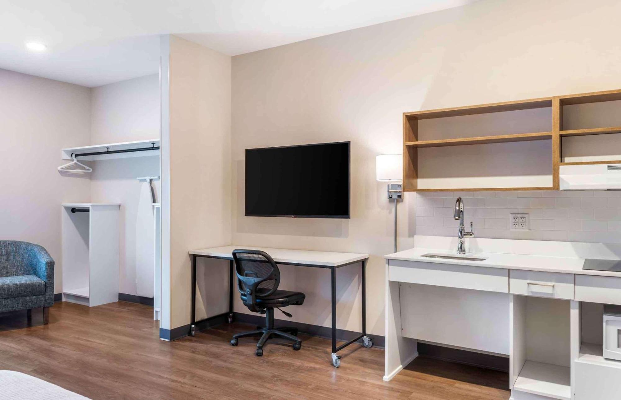 Extended Stay America Premier Suites - Tampa - Fairgrounds - Casino Mango Exterior foto
